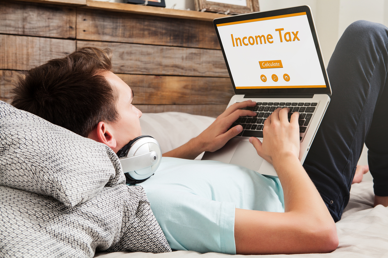 Freelancer’s Guide to Tax, NI and Expenses