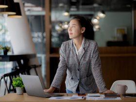 How do I update my business plan?