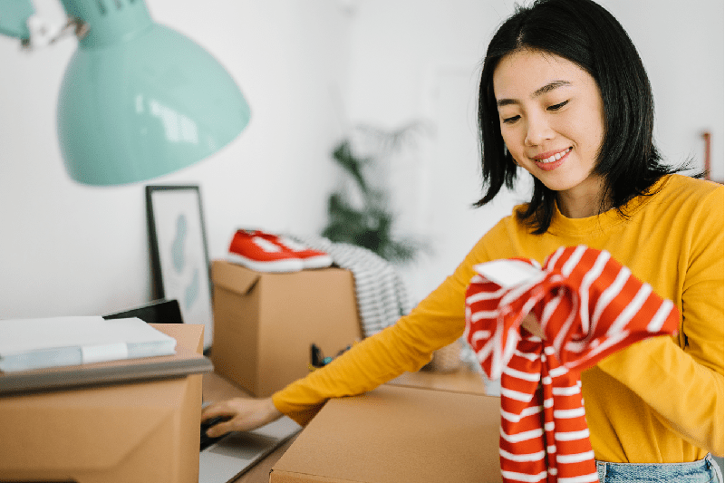 Can I Sell Things Online Without Registering with HMRC