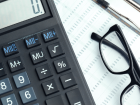 Is an Online Accountant Cheaper Than a High Street Accountant?