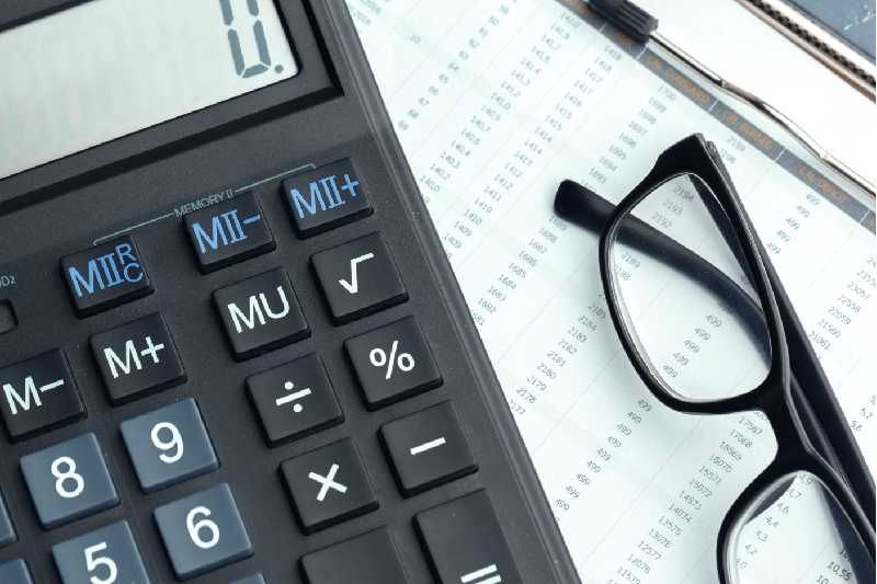 Is an Online Accountant Cheaper Than a High Street Accountant?